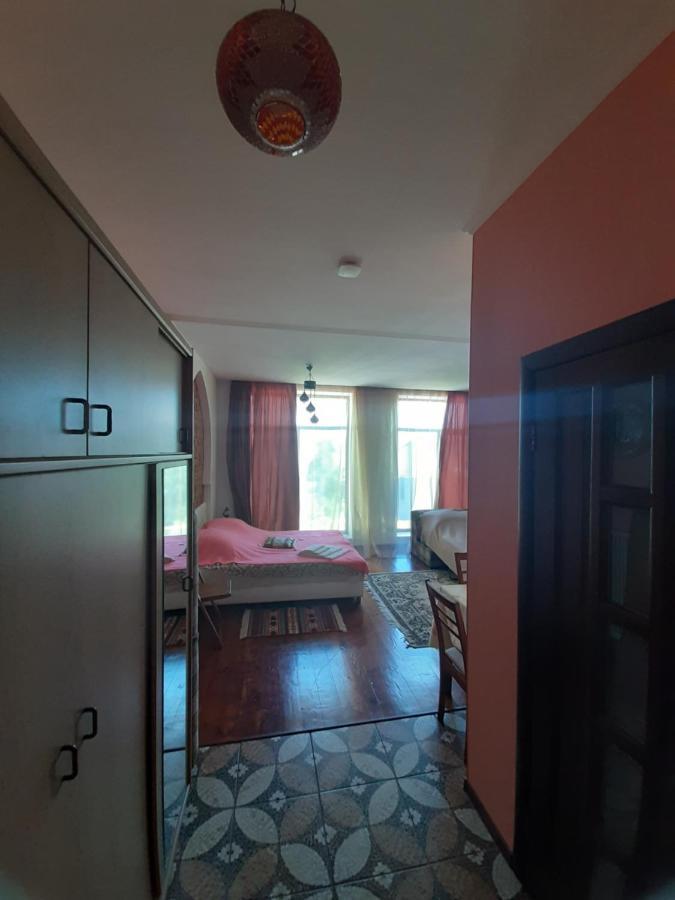 Guest House Chornomorsk Exterior photo