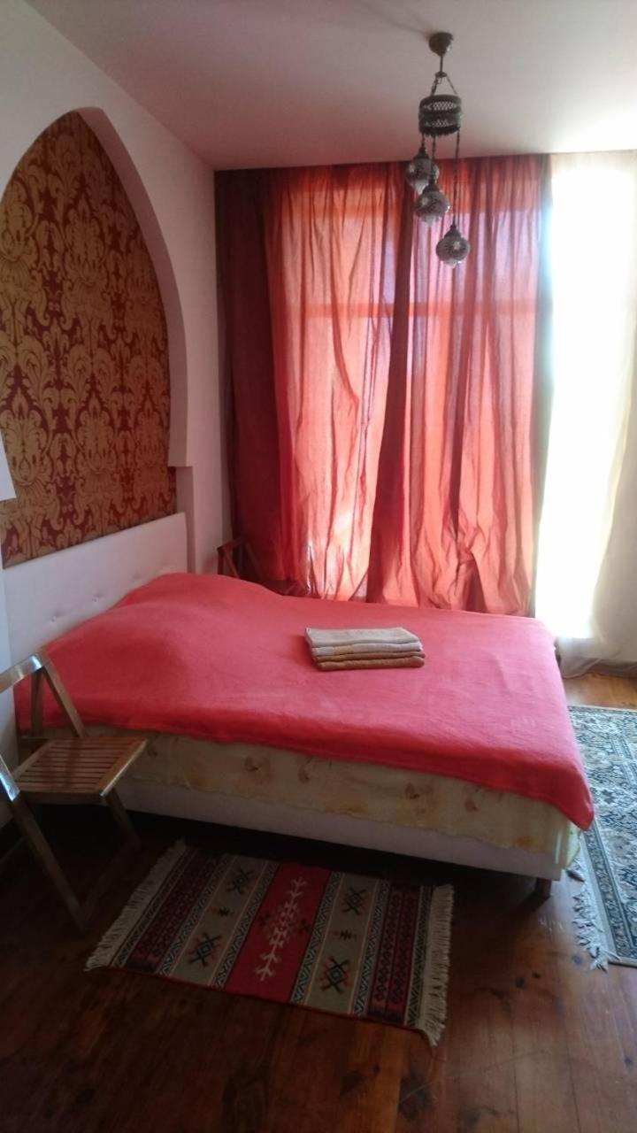 Guest House Chornomorsk Exterior photo
